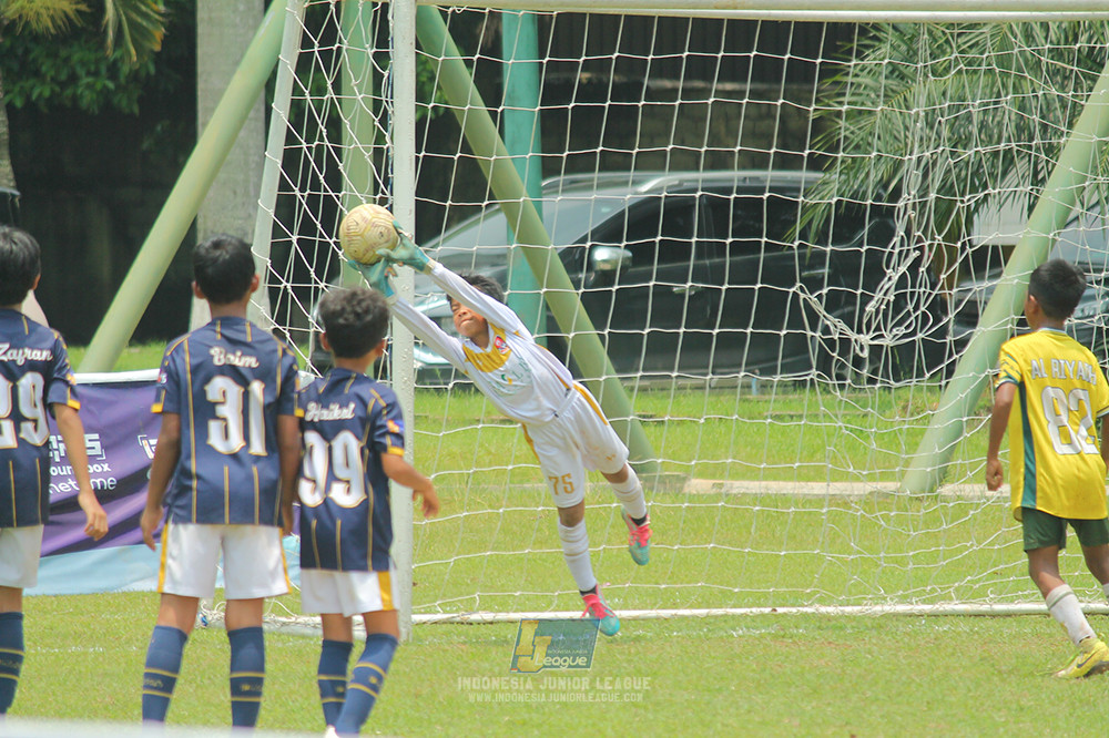 ijl big16 u10 021125 pelita jaya soccer school vs maesa pararaider white
