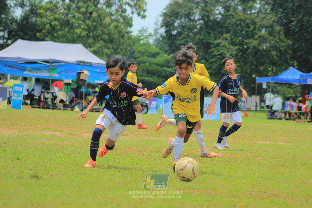 ijl big16 u10 021125 pelita jaya soccer school vs maesa pararaider white