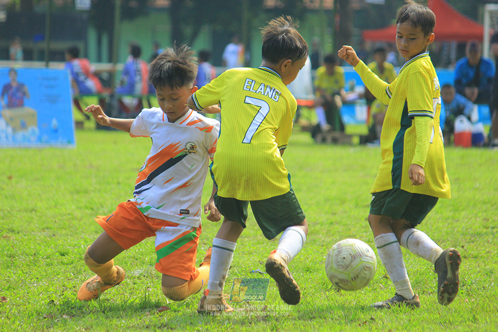 ijl big16 u10 021125 provision soccer school vs maesa pararaider white