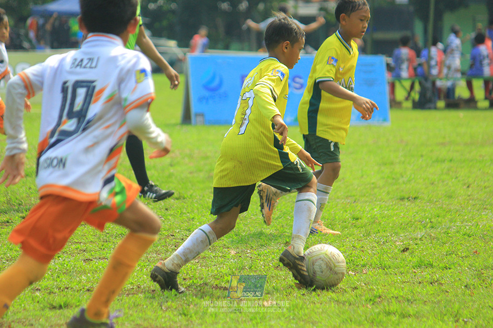 ijl big16 u10 021125 provision soccer school vs maesa pararaider white