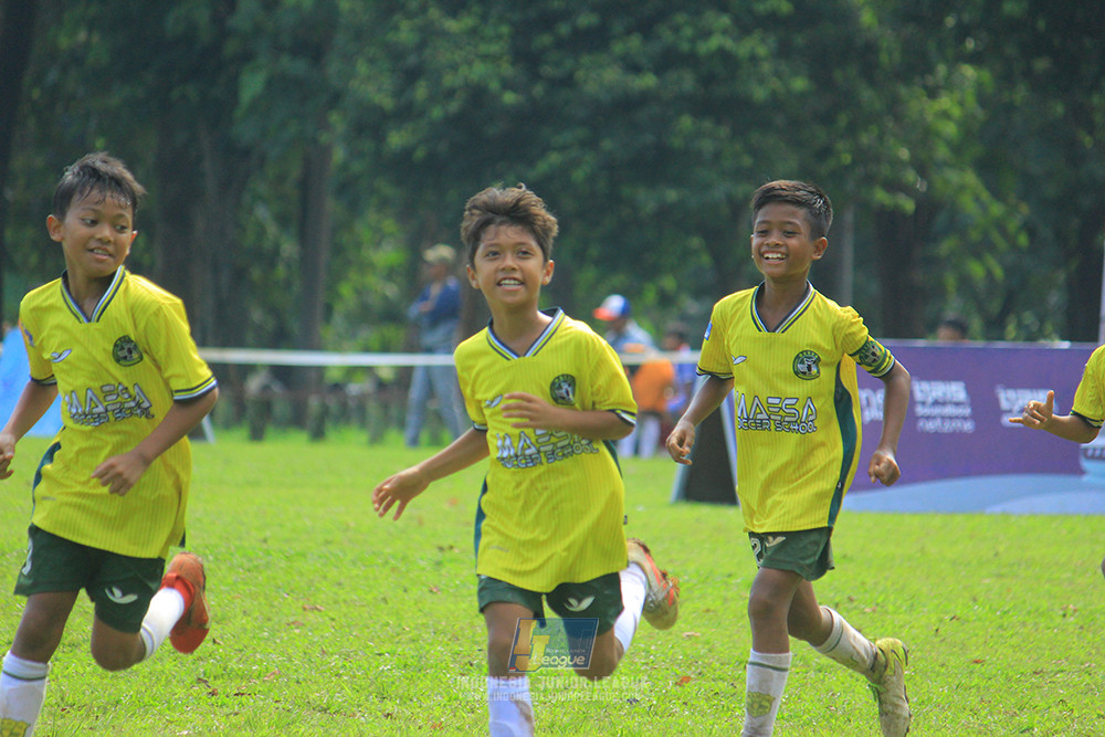 ijl big16 u10 021125 provision soccer school vs maesa pararaider white