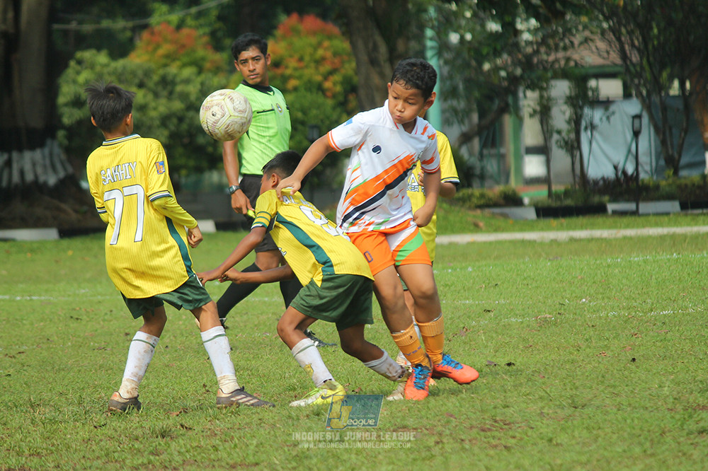 ijl big16 u10 021125 provision soccer school vs maesa pararaider white