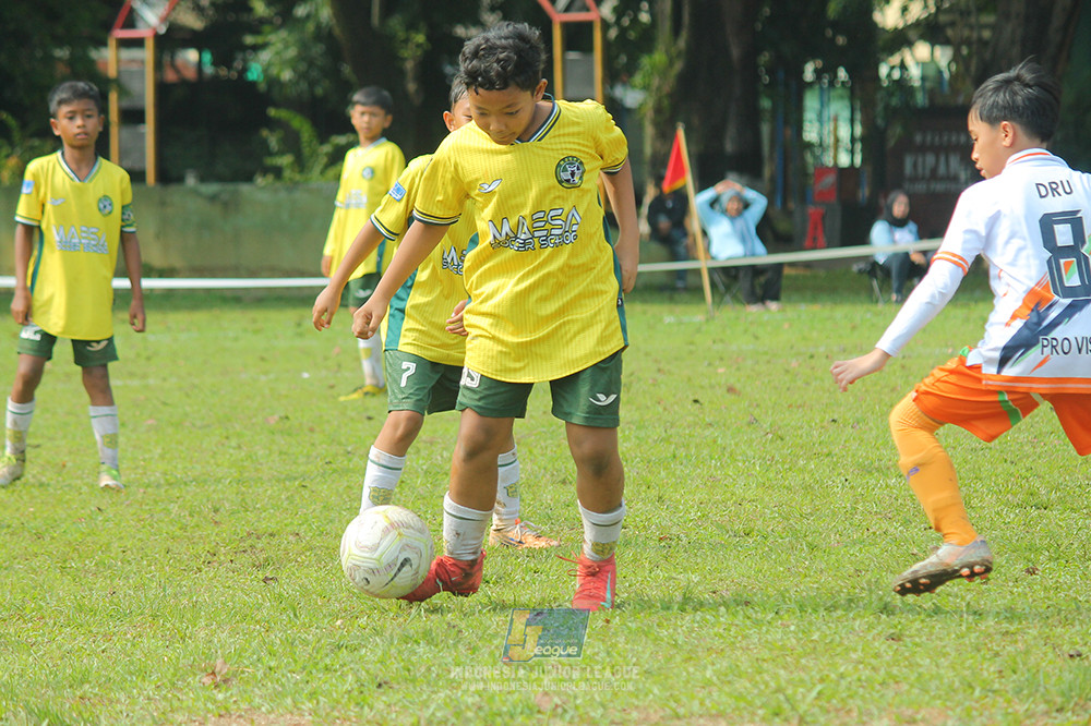 ijl big16 u10 021125 provision soccer school vs maesa pararaider white