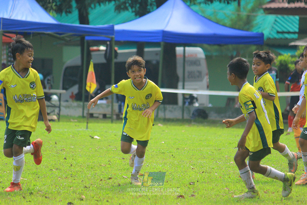 ijl big16 u10 021125 provision soccer school vs maesa pararaider white