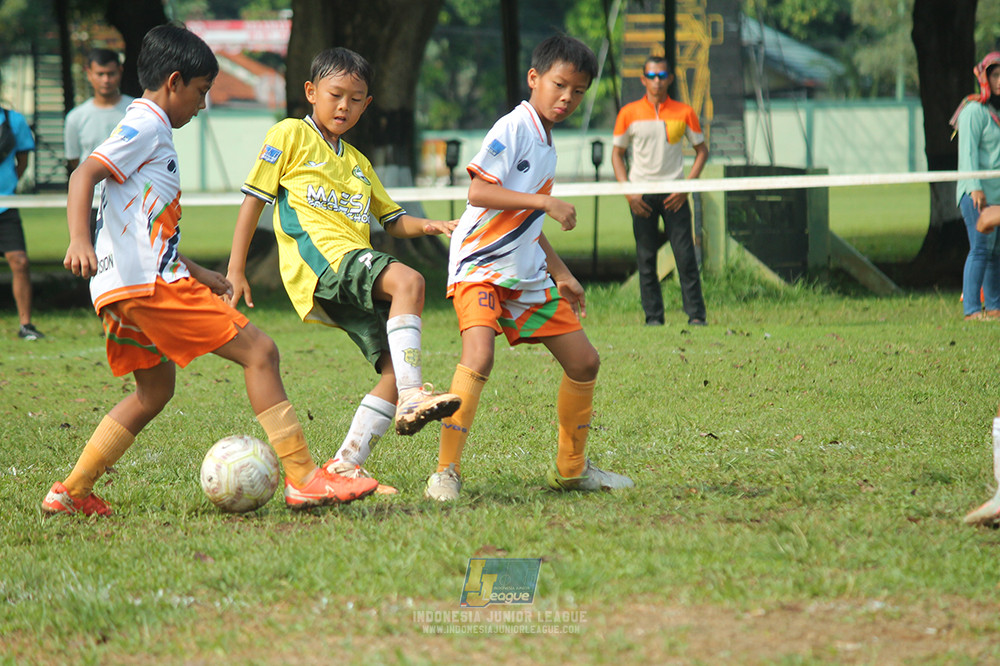 ijl big16 u10 021125 provision soccer school vs maesa pararaider white
