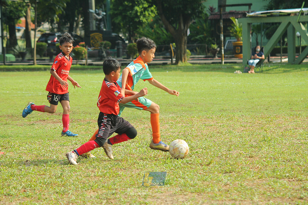 ijl big16 u10 021125 tunas harapan indah sa vs bina mandiri soccer school