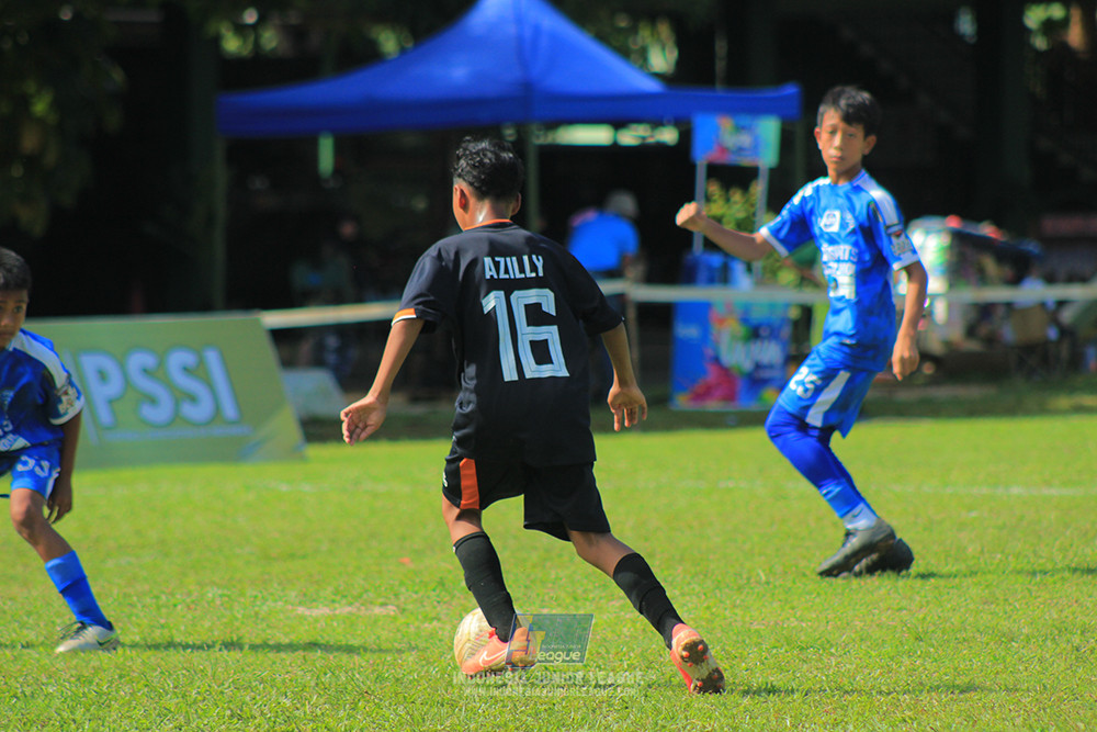 ijl big16 u12 261025 wins soccer school vs jips soccer school