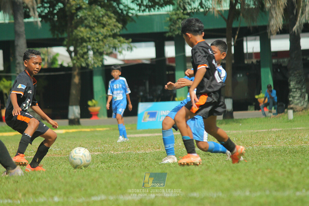 ijl big16 u12 261025 wins soccer school vs jips soccer school