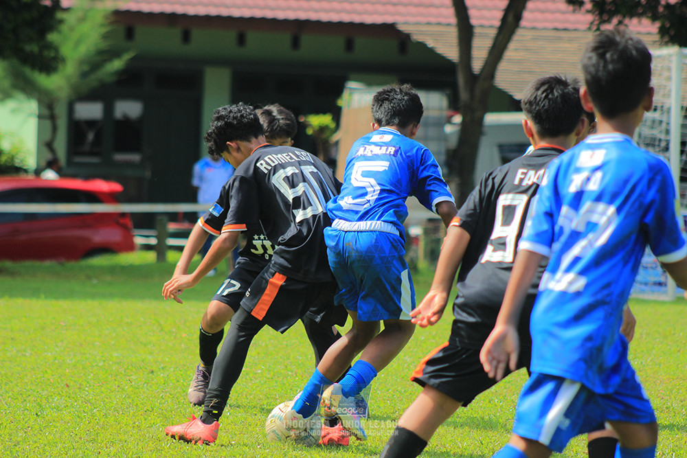 ijl big16 u12 261025 wins soccer school vs jips soccer school