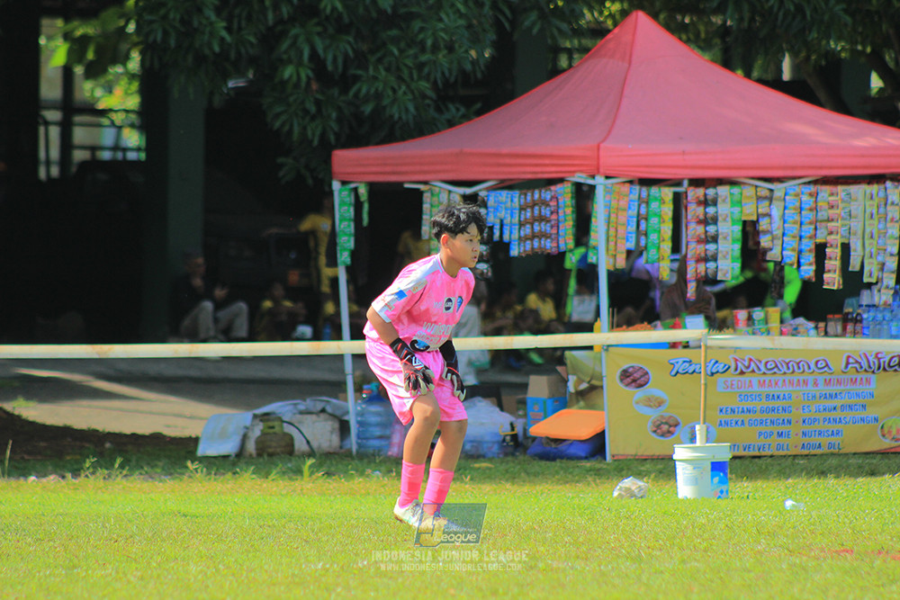 ijl big16 u12 261025 wins soccer school vs jips soccer school