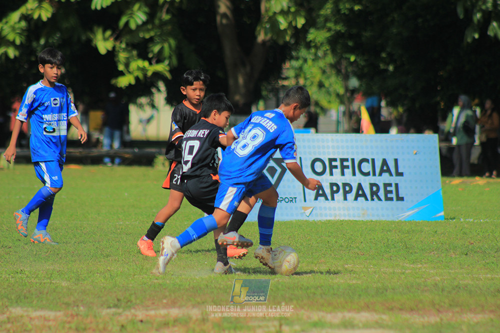 ijl big16 u12 261025 wins soccer school vs jips soccer school