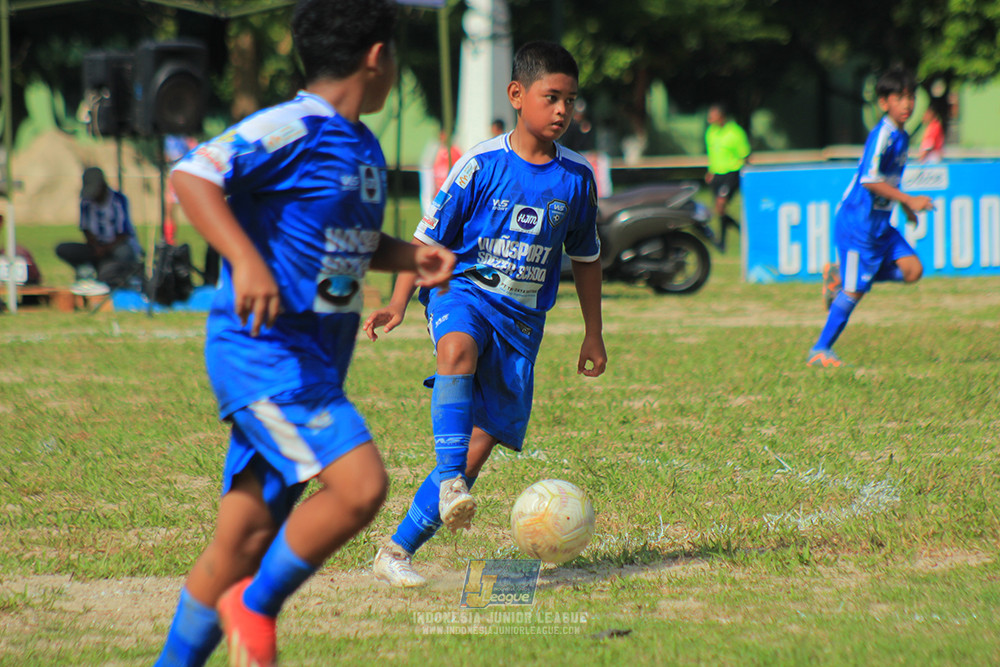 ijl big16 u12 261025 wins soccer school vs jips soccer school