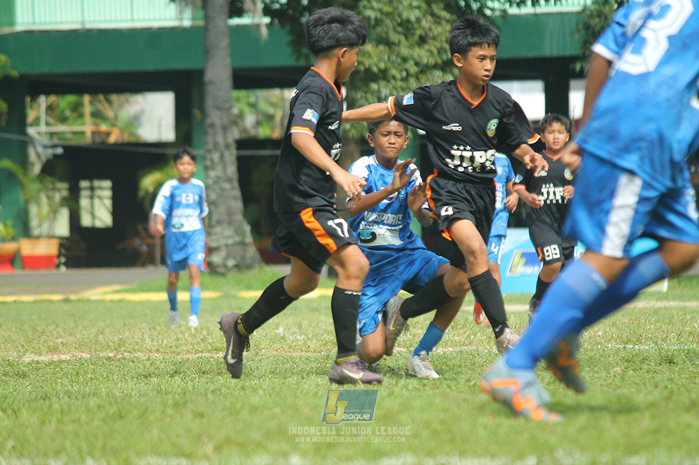 ijl big16 u12 261025 wins soccer school vs jips soccer school