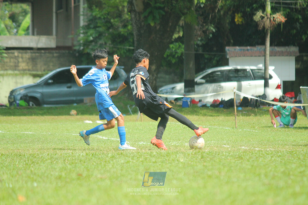 ijl big16 u12 261025 wins soccer school vs jips soccer school