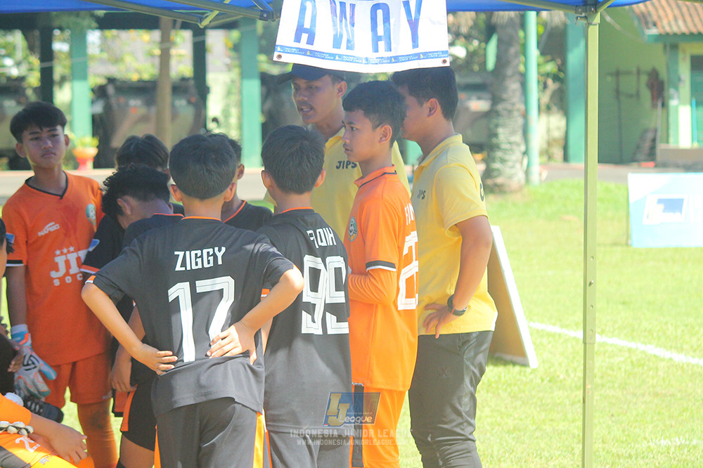 ijl big16 u12 261025 wins soccer school vs jips soccer school