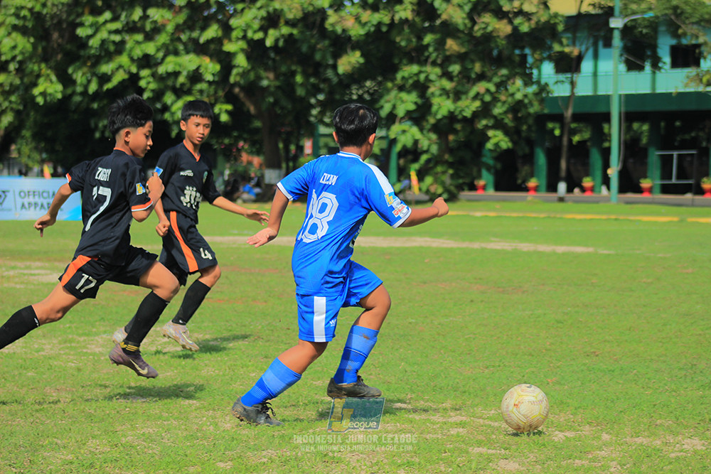 ijl big16 u12 261025 wins soccer school vs jips soccer school