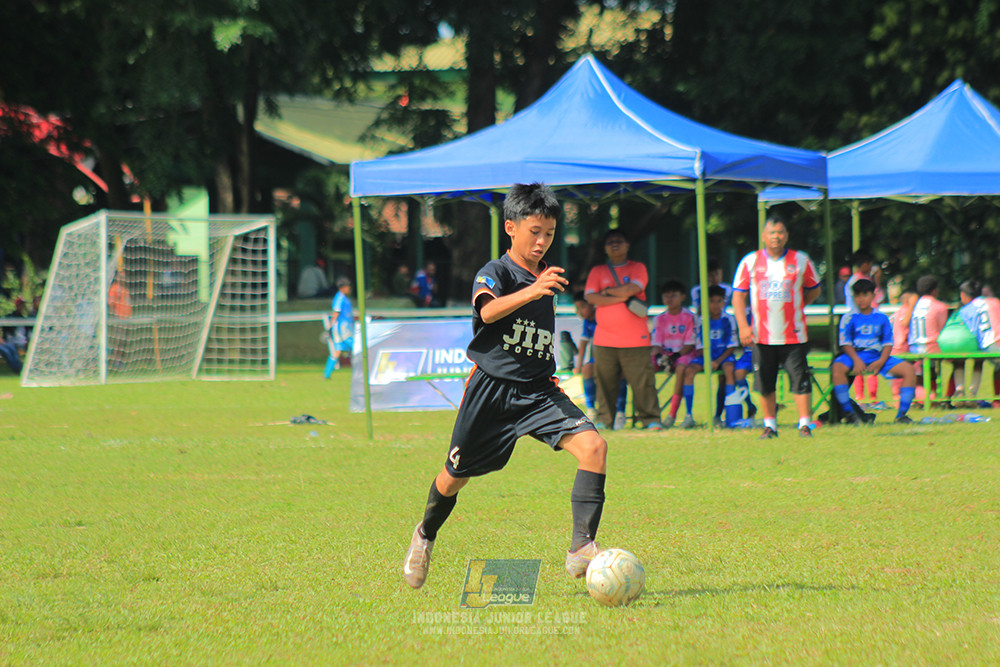 ijl big16 u12 261025 wins soccer school vs jips soccer school