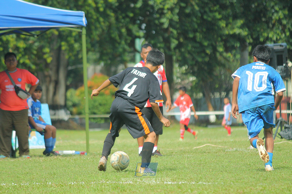 ijl big16 u12 261025 wins soccer school vs jips soccer school