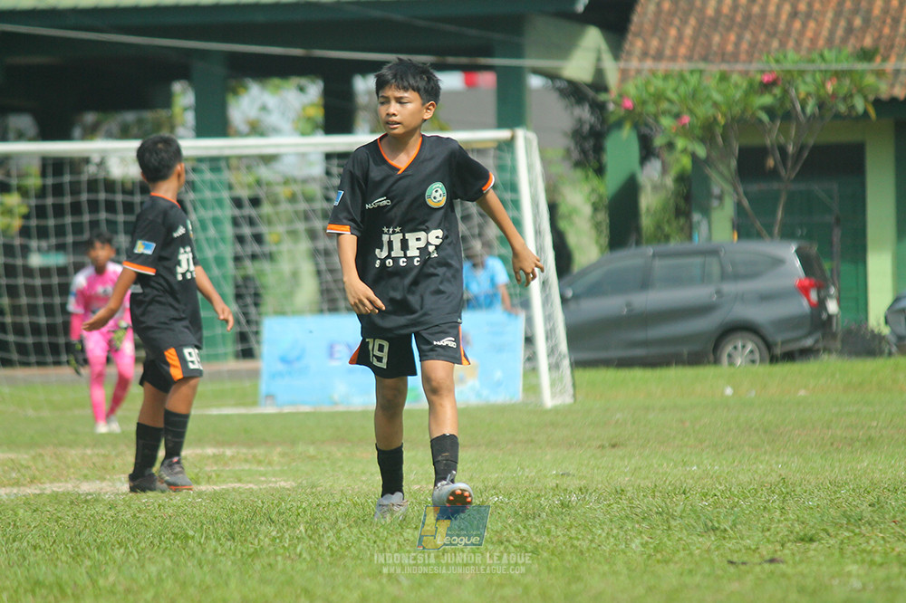 ijl big16 u12 261025 wins soccer school vs jips soccer school