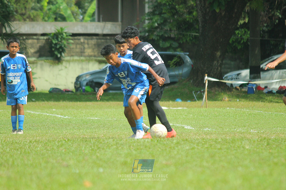 ijl big16 u12 261025 wins soccer school vs jips soccer school
