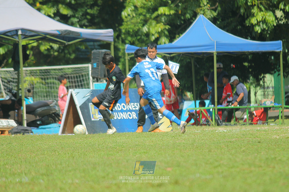ijl big16 u12 261025 wins soccer school vs jips soccer school