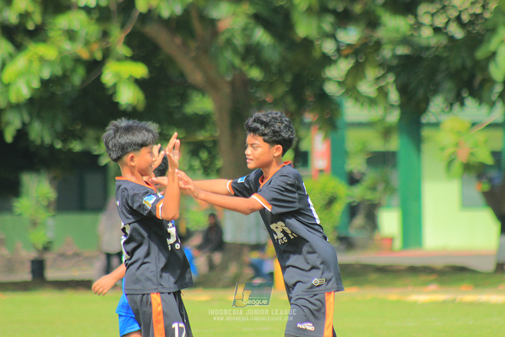 ijl big16 u12 261025 wins soccer school vs jips soccer school