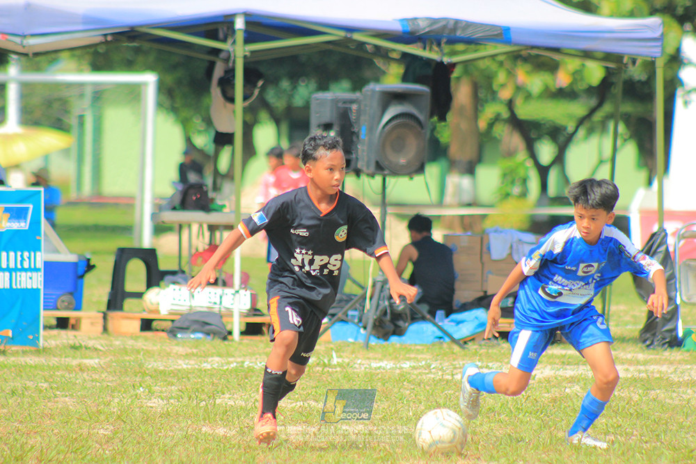 ijl big16 u12 261025 wins soccer school vs jips soccer school