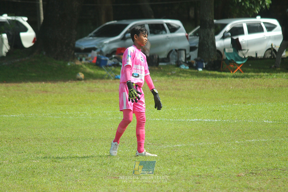 ijl big16 u12 261025 wins soccer school vs jips soccer school