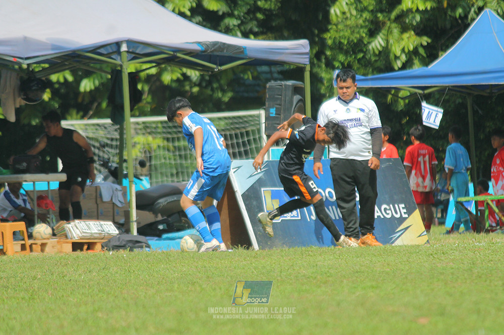 ijl big16 u12 261025 wins soccer school vs jips soccer school