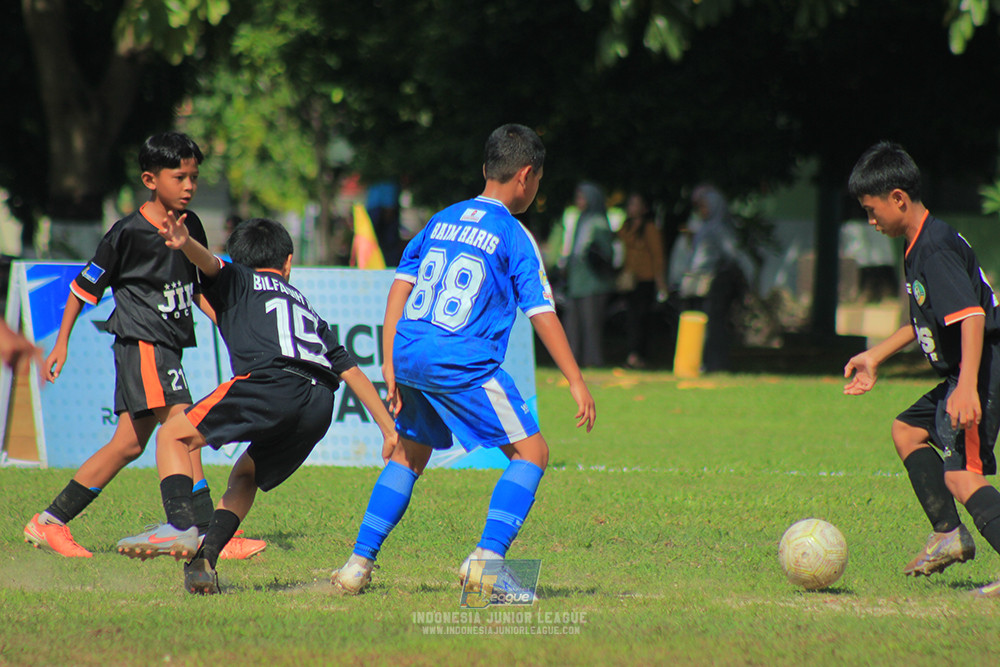 ijl big16 u12 261025 wins soccer school vs jips soccer school
