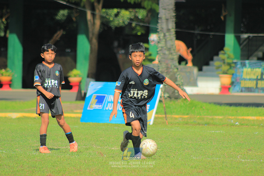 ijl big16 u12 261025 wins soccer school vs jips soccer school