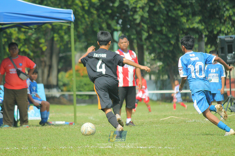 ijl big16 u12 261025 wins soccer school vs jips soccer school