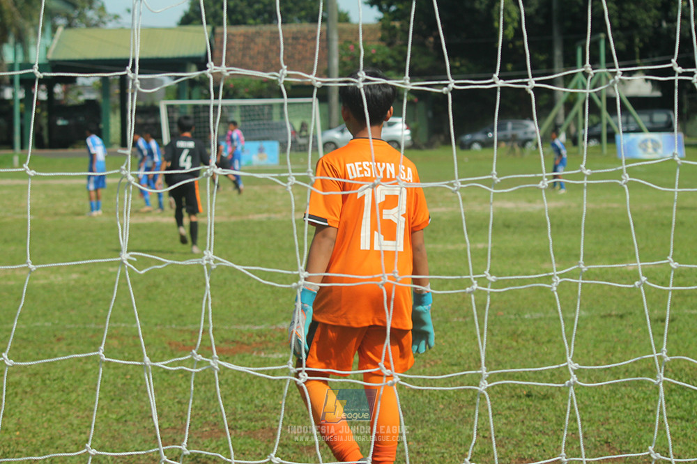 ijl big16 u12 261025 wins soccer school vs jips soccer school