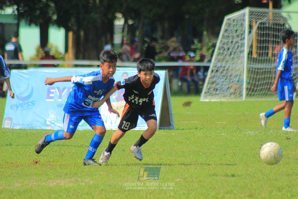 ijl big16 u12 261025 wins soccer school vs jips soccer school