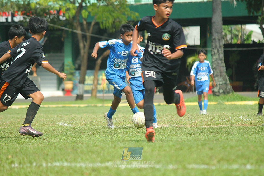 ijl big16 u12 261025 wins soccer school vs jips soccer school