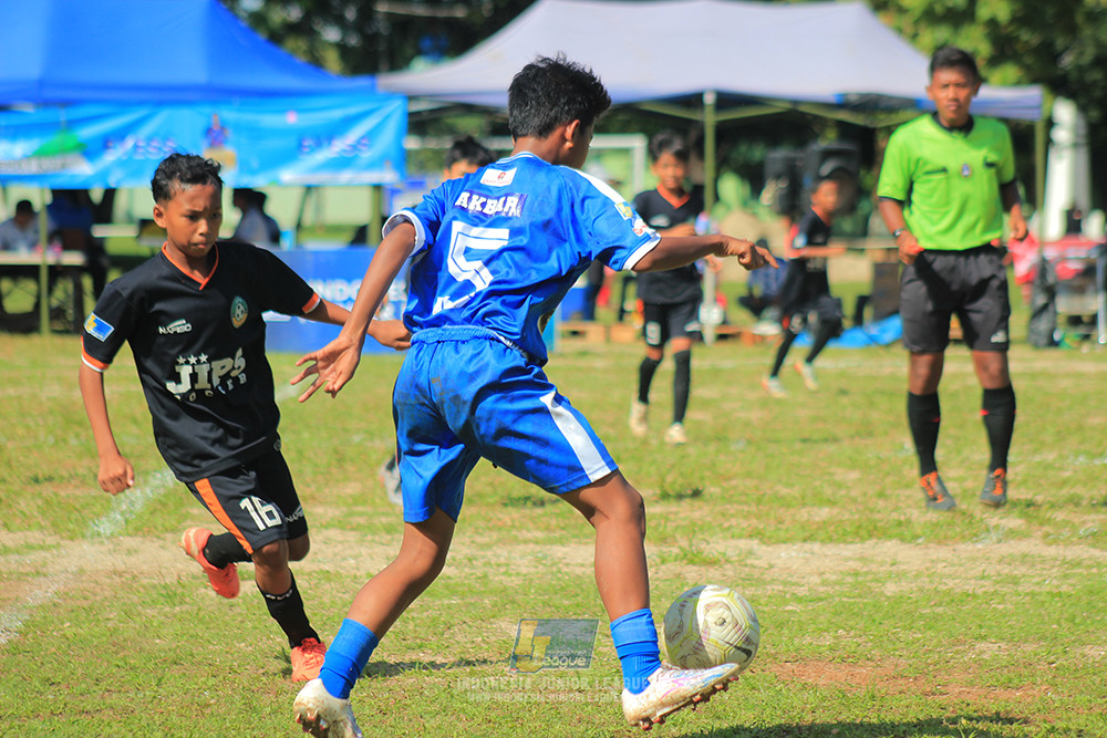 ijl big16 u12 261025 wins soccer school vs jips soccer school