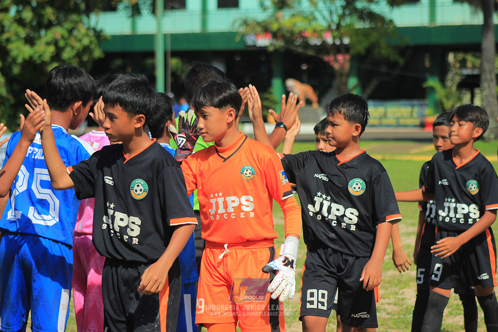 ijl big16 u12 261025 wins soccer school vs jips soccer school