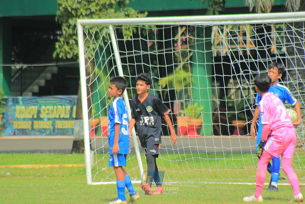 ijl big16 u12 261025 wins soccer school vs jips soccer school