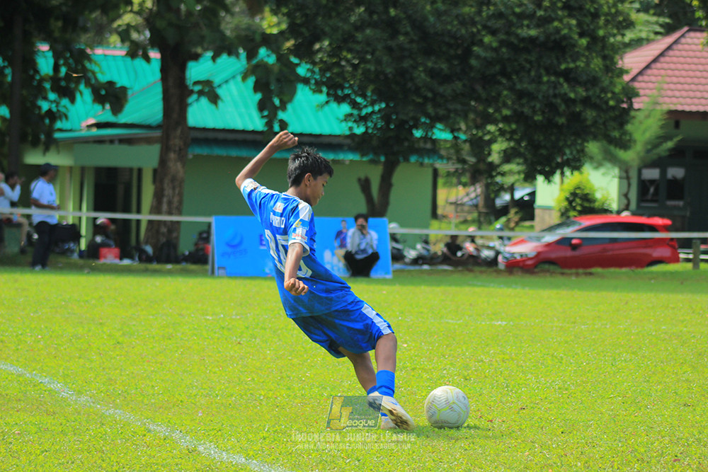 ijl big16 u12 261025 wins soccer school vs jips soccer school