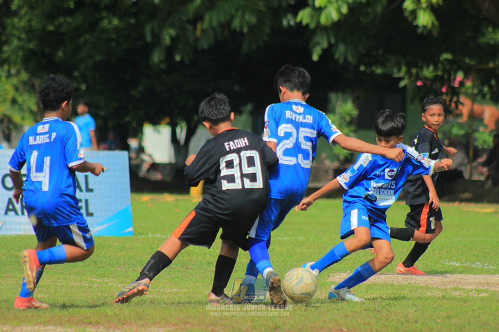 ijl big16 u12 261025 wins soccer school vs jips soccer school