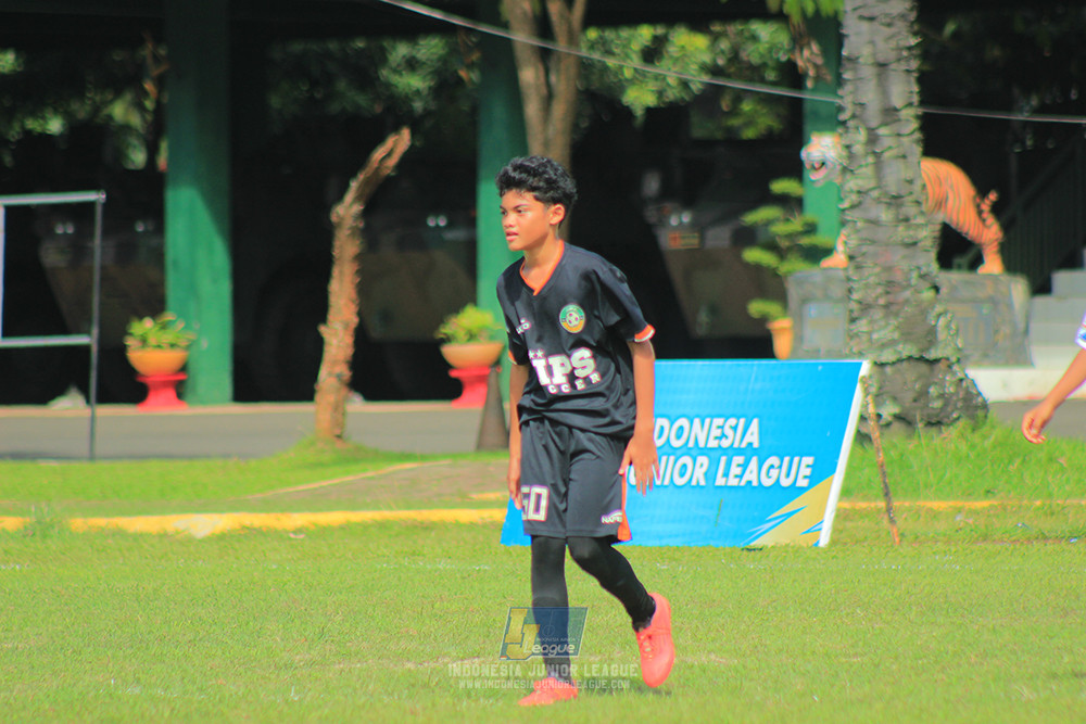 ijl big16 u12 261025 wins soccer school vs jips soccer school