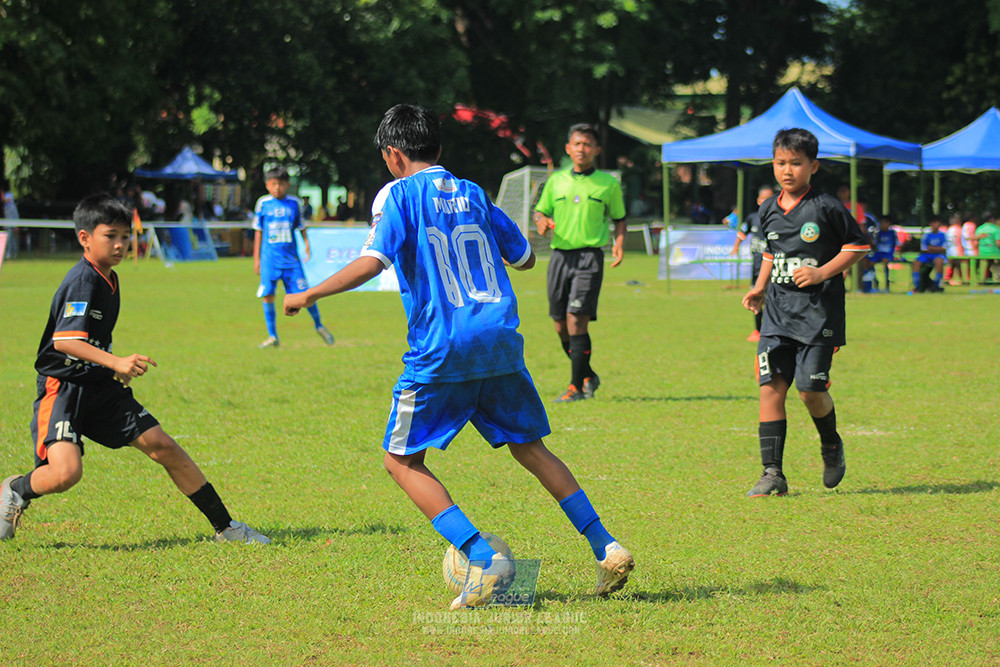 ijl big16 u12 261025 wins soccer school vs jips soccer school
