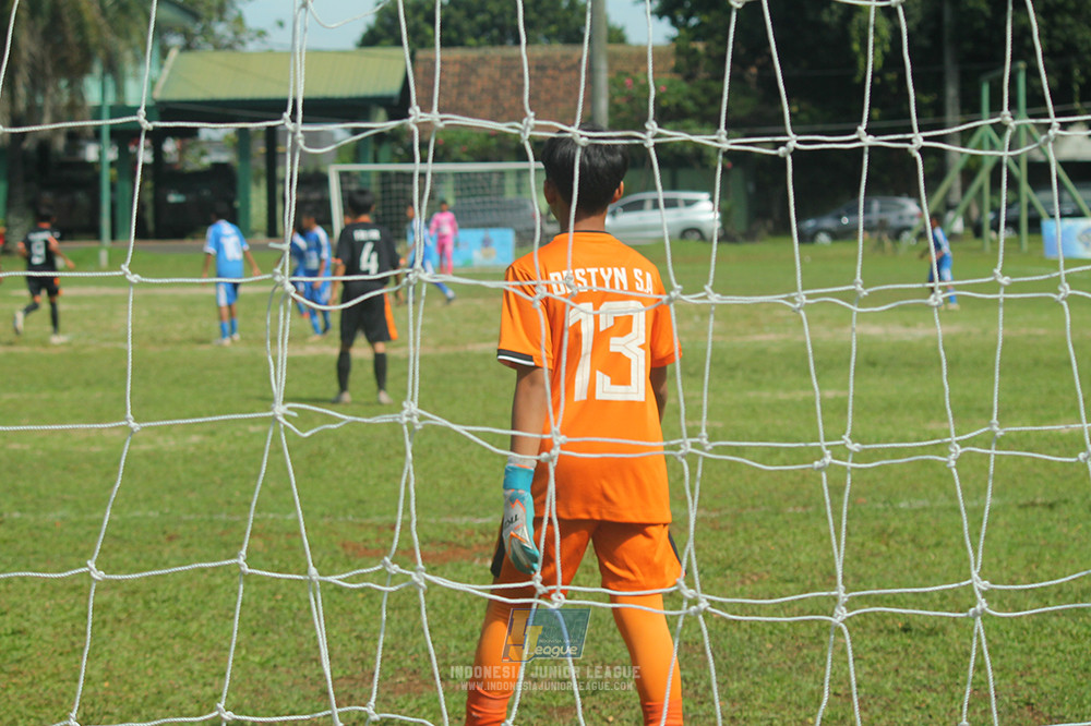 ijl big16 u12 261025 wins soccer school vs jips soccer school