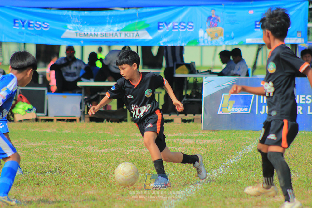 ijl big16 u12 261025 wins soccer school vs jips soccer school