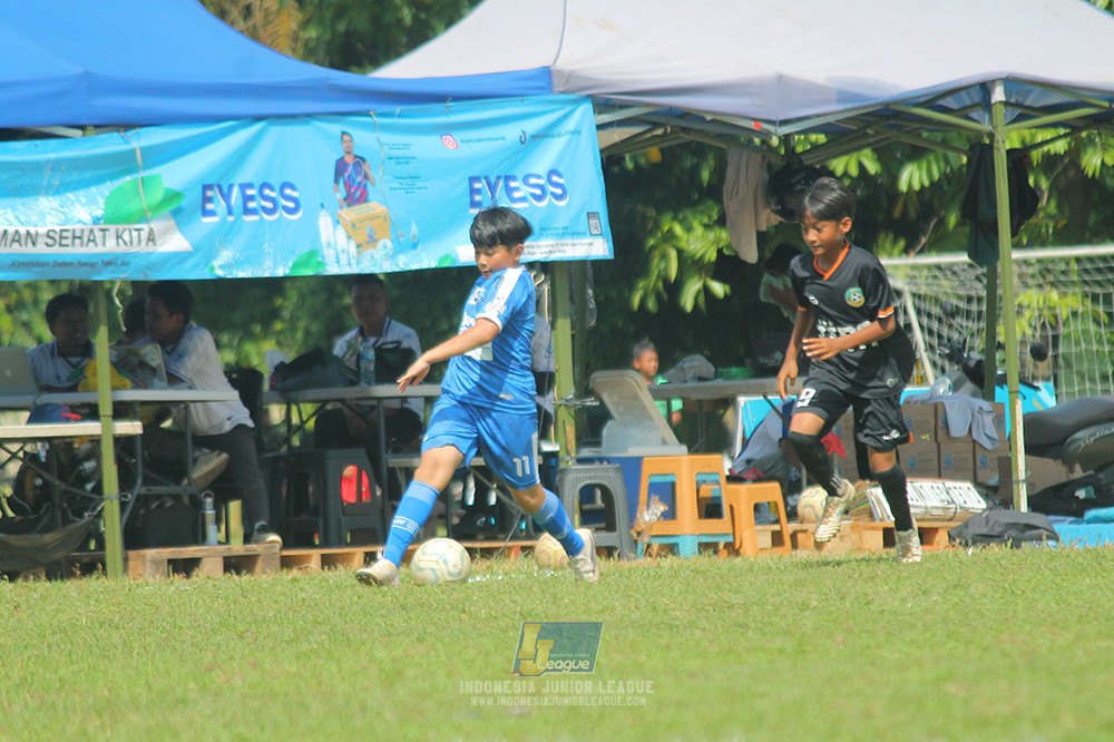 ijl big16 u12 261025 wins soccer school vs jips soccer school