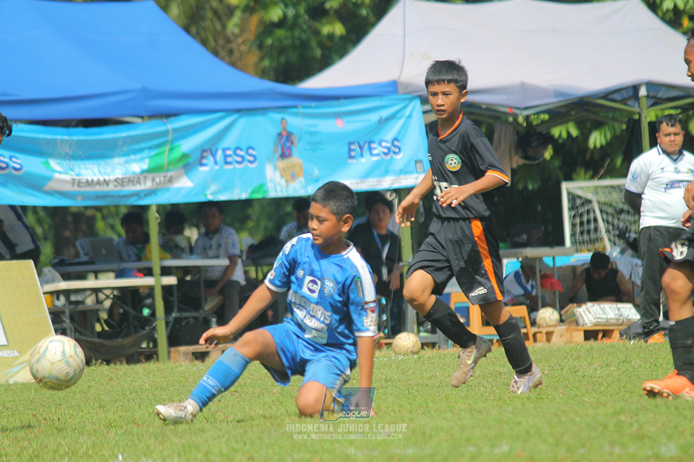 ijl big16 u12 261025 wins soccer school vs jips soccer school
