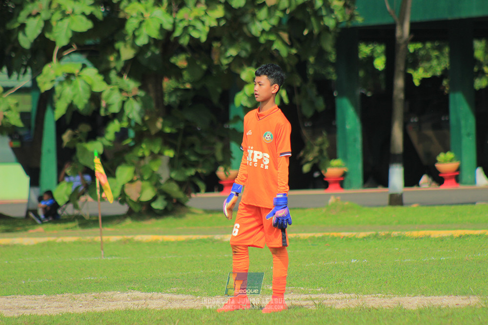 ijl big16 u12 261025 wins soccer school vs jips soccer school