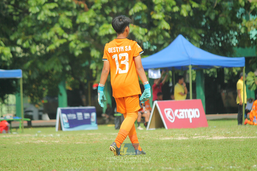 ijl big16 u12 261025 wins soccer school vs jips soccer school