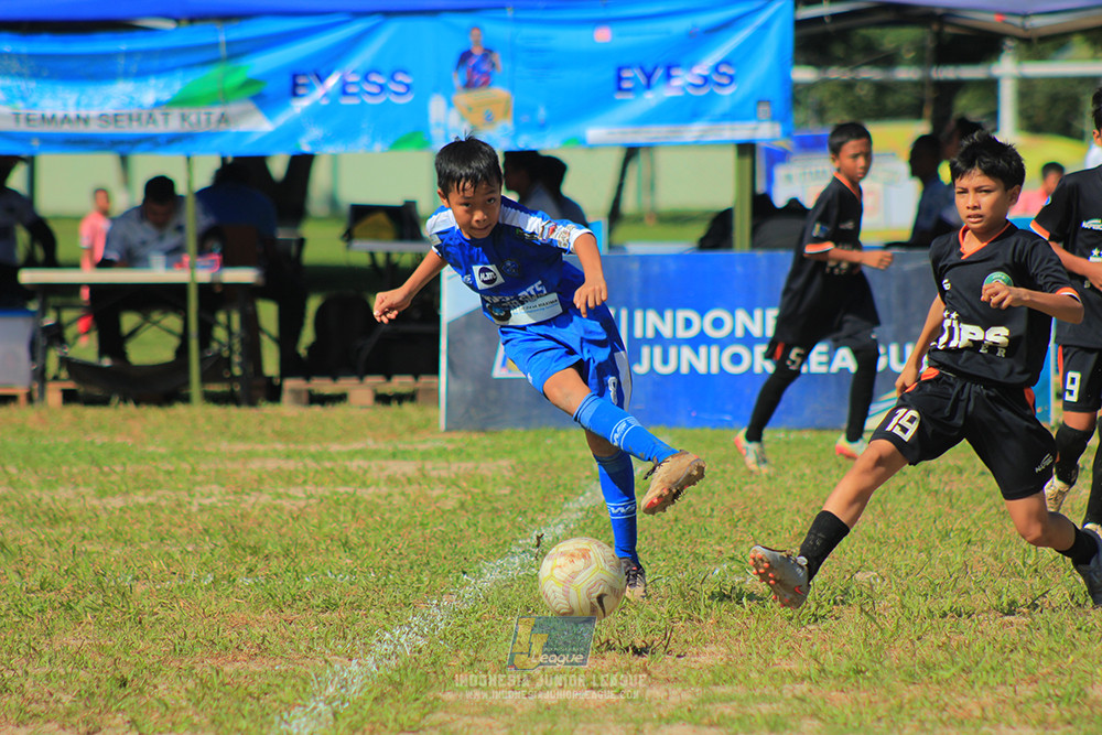 ijl big16 u12 261025 wins soccer school vs jips soccer school