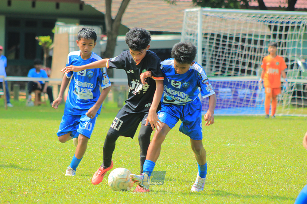 ijl big16 u12 261025 wins soccer school vs jips soccer school